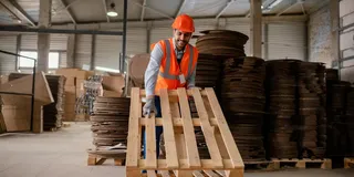 Pallet Types, Dimensions and Container Arrangement